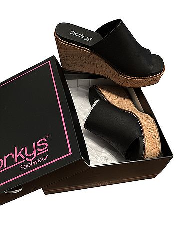 Corkys Wedges (view 2)