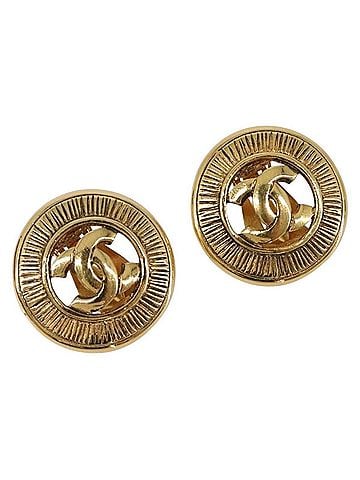 Chanel Vintage Cc Round Clip-On Metal Gold Metal Earrings Jewelry (view 1)