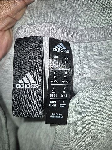 Adidas Sweatshirt (view 2)