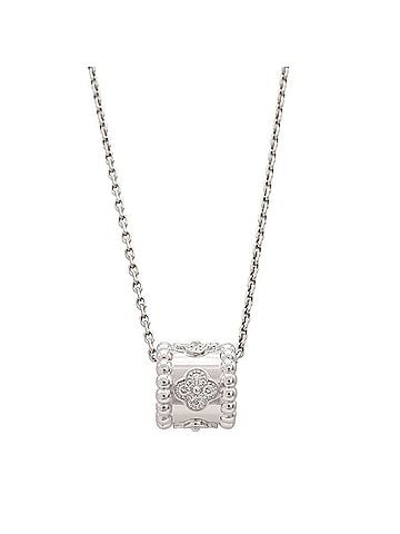 Van Cleef & Arpels Van Cleef &amp; Arpels Perlee Clover Necklace Pendant 18K White Gold Diamond VCARO2EF00 (view 2)
