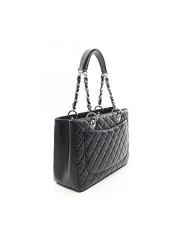 Chanel Chanel Matelassé Grand Shopping GST Tote Bag/Handbag, Caviar Leather (Grained Calfskin), Women's, Black (view 2)