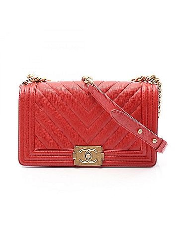 Chanel Chanel Boy Chevron V-stitch Shoulder Bag/Handbag, Caviar Leather (Grained Calfskin), Women's, Red (view 1)