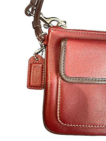 Coach Wristlet (view 2)