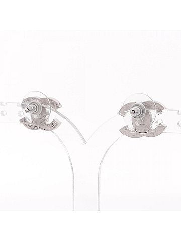 Chanel Chanel CHANEL 05V Coco Mark Earrings Jewelry Metal Faux Pearl Women's Silver/White (view 2)