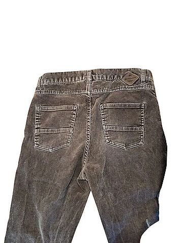 Quiksilver Straight Tapered Fit Cords (view 2)