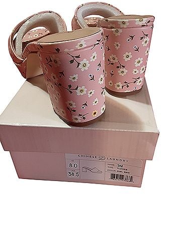 Chinese Laundry Heels (view 2)