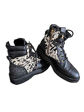 Michael Kors Ankle Boots (view 1)