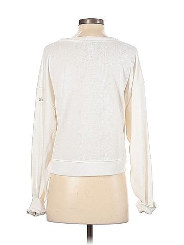 Alo Yoga Alo Yoga Long Sleeve Henley (view 2)