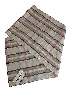 On Scarf (view 1)