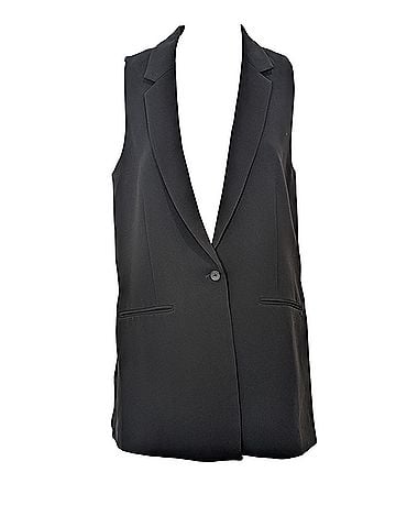 Elizabeth and James Vest (view 1)