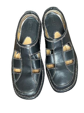 Born Mule/Clog (view 1)