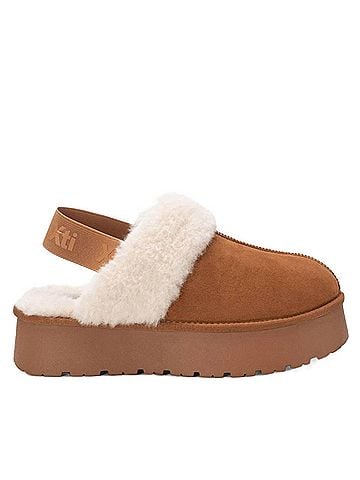 XTI Women's Winter Clogs (view 1)
