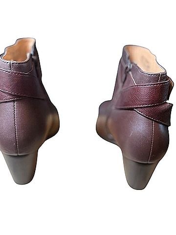 Trinity Vionic Trinity Boots (view 2)