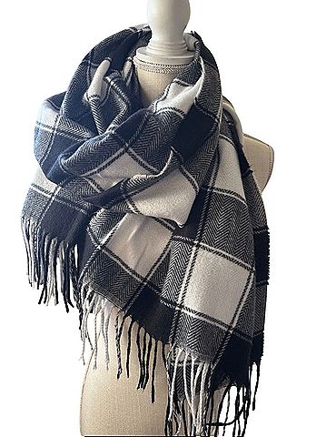 Kohl's Scarf (view 1)