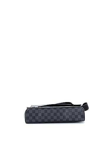 Louis Vuitton District NM Messenger Bag Damier Graphite MM (view 2)