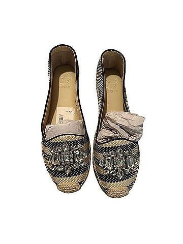 Guess Flats (view 1)