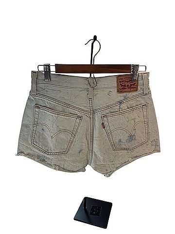 Levi's 501 Shorts (view 2)