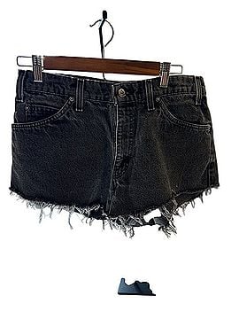 Levi's 560 Shorts (view 1)