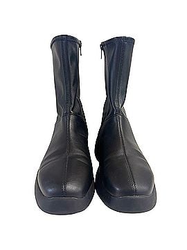 Uniqlo Boots (view 2)