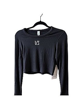 Lululemon Athletica Hold Tight Long Sleeve T-Shirt (view 1)