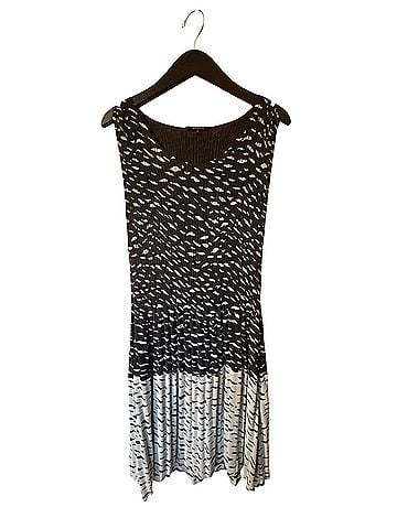 VEECA Casual Dress (view 1)