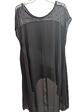 Cha Cha Vente Short Sleeve Blouse (view 2)