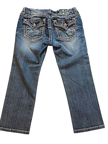 Miss Me Signature Cuffed Capri Jeans (view 2)
