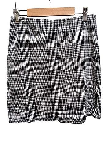 H&M Casual Skirt (view 1)