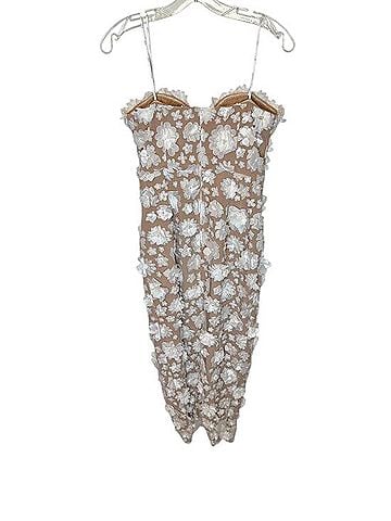 Elliatt Bluebell Strapless 3D Midi Dress Cocktail Dress (view 2)