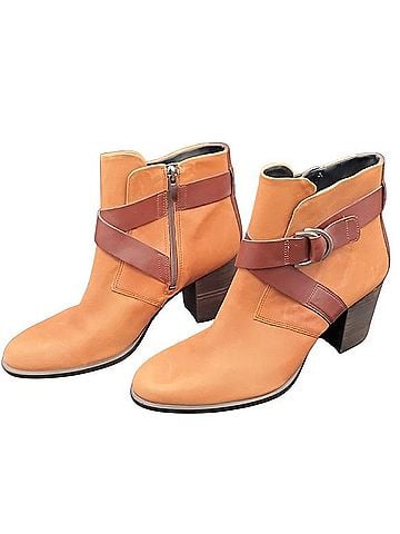 Ecco Classic 35 Ankle Boots (view 1)