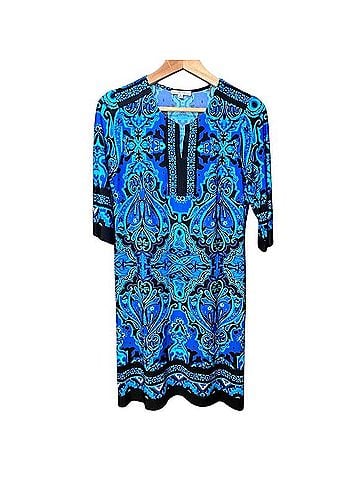 Sandra Darren Casual Dress (view 1)