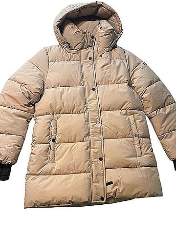 BCBGMAXAZRIA Missy 3/4 Pillow Puffer Hooded Coat Coat (view 1)