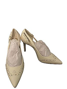 Vince Camuto VC-HALLY Heels (view 2)