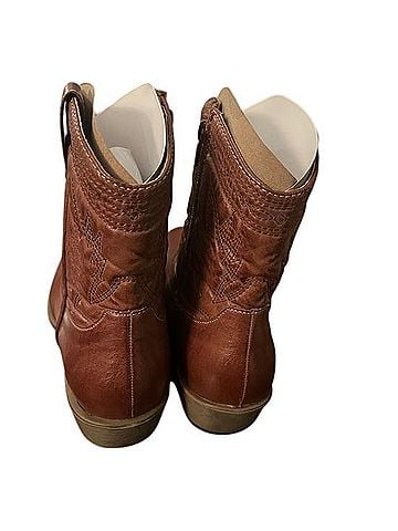 COCONUTS by Matisse Pistol Ankle Boots (view 2)
