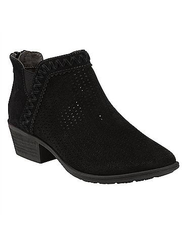 Earth Origins Women's Peak Perry Boot in Black (view 1)
