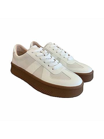 Matisse Women's Warwick Sneaker in White (view 1)