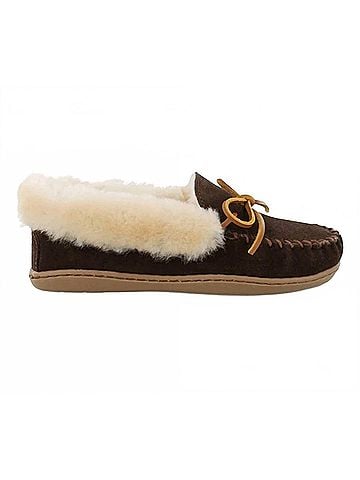 Minnetonka Women's Alpine Sheepskin Moccasins in Chocolate (view 2)