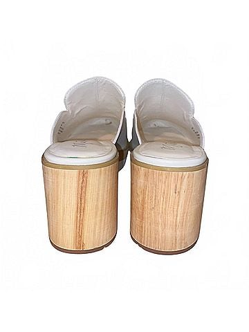 Matisse Women's Kristy Loafer Mule in Bone (view 2)