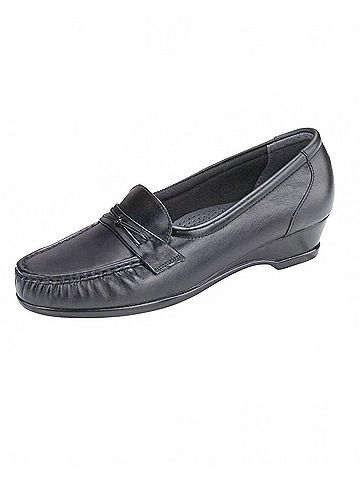 SAS Women's Easier Slip On Loafers in Black (view 2)