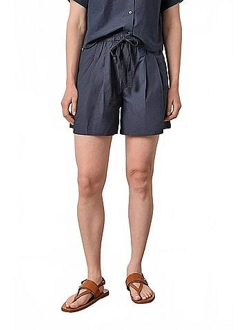 Lilla P Women's Pleat Waist Short in Navy (view 2)