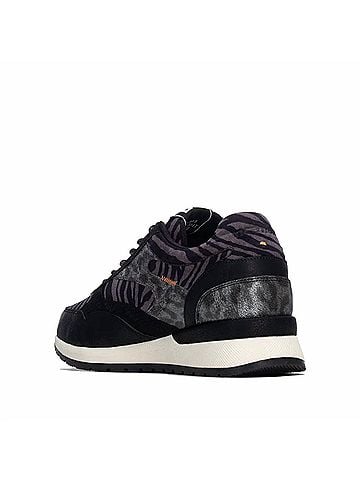 Refresh Women's Casual Sneakers in Black (view 2)