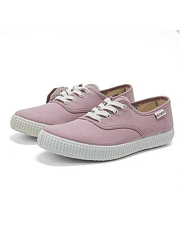 Victoria Women's Inglesa Low Top Canvas Sneakers in Violeta (view 2)