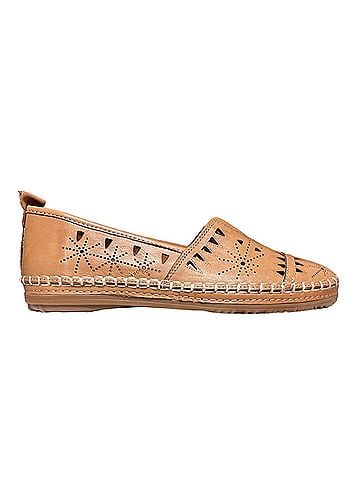 Everly Women's Emily Casual Shoes in Tan (view 1)