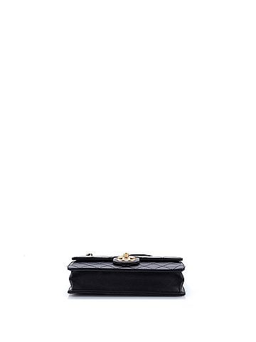 Chanel Chic Pearls Flap Bag Quilted Lambskin Small (view 2)