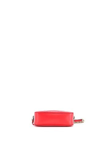 Gucci GG Marmont Shoulder Bag Matelasse Leather Small (view 2)