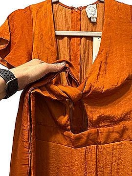 Francesca's Francesca's Orange Tie-Front Flutter Sleeve High-Low Dress Casual Dress (view 2)