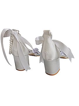 Amazon Essentials Heels (view 2)