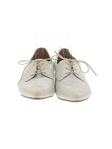 Mia Mia Flats (view 2)