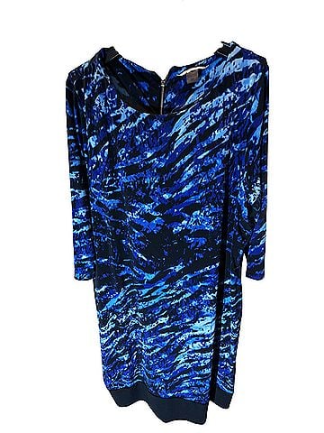 Peter Nygard Casual Dress (view 1)