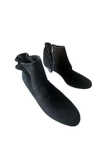Munro American Alfie Ankle Boots (view 2)